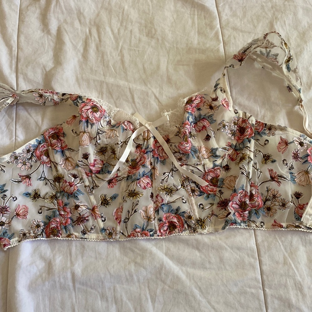 VS floral corset!!
